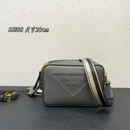 prada aaa qualite mini sac a main pour femme s_123b7b3